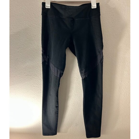 Fabletics Black Athletic Leggings - Picture 1 of 2